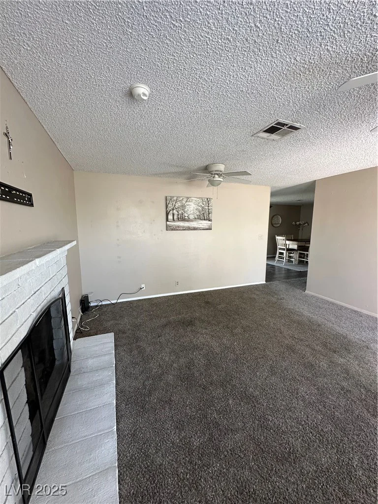 866 Palmerston, Las Vegas, NV 89110