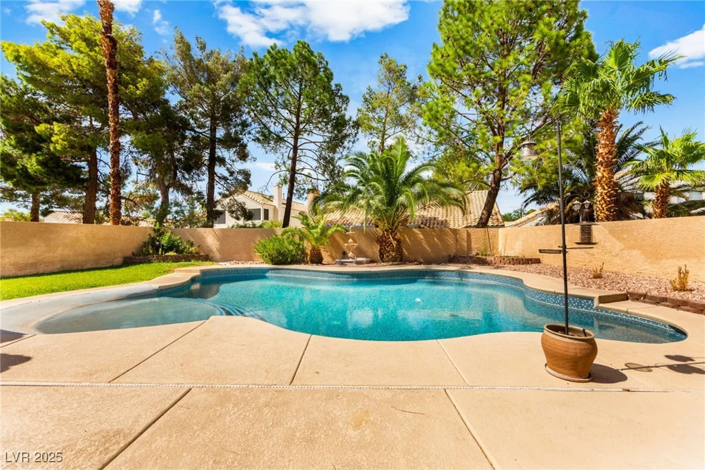 2636 White Pine, Henderson, NV 89074