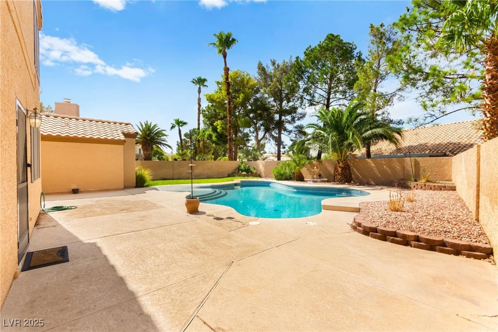 2636 White Pine, Henderson, NV 89074