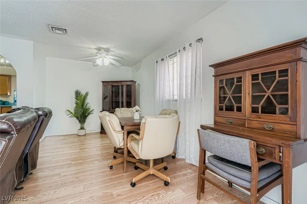 4117 El Cederal, Las Vegas, NV 89102