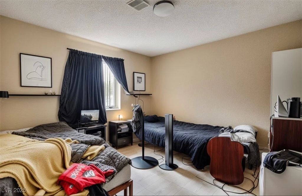 4805 Cincinnati, Las Vegas, NV 89104