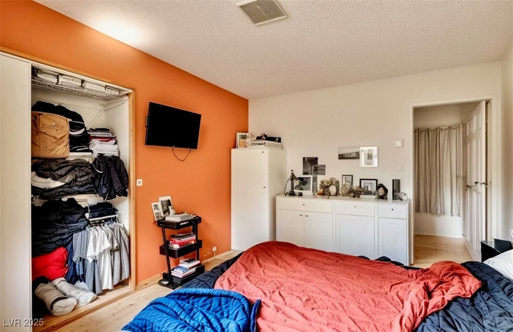 4805 Cincinnati, Las Vegas, NV 89104
