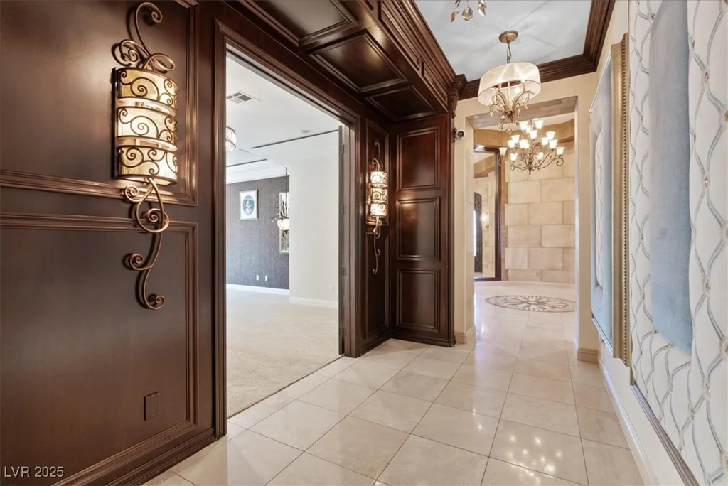 5975 Campbell, Las Vegas, NV 89149
