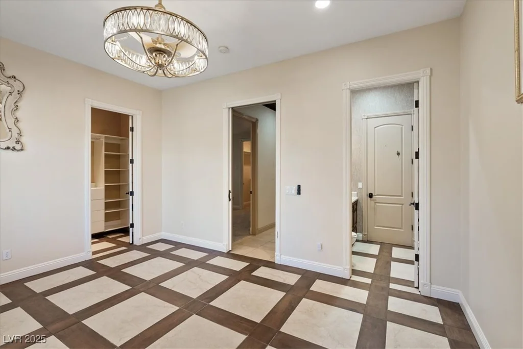5975 Campbell, Las Vegas, NV 89149