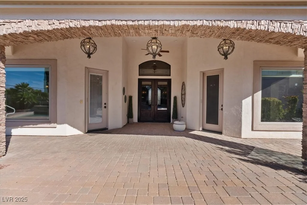 5975 Campbell, Las Vegas, NV 89149
