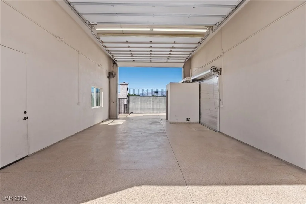 5975 Campbell, Las Vegas, NV 89149