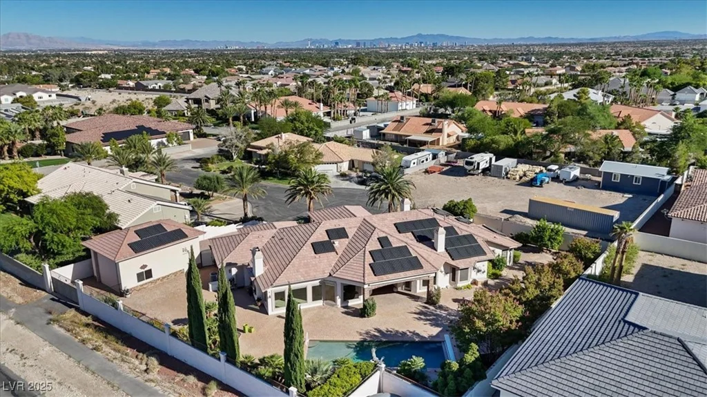5975 Campbell, Las Vegas, NV 89149