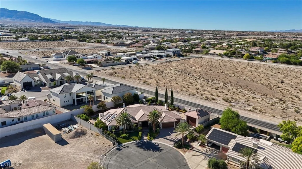 5975 Campbell, Las Vegas, NV 89149
