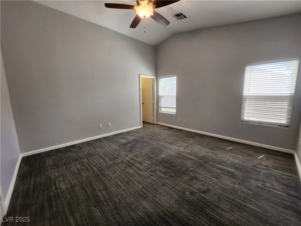 4913 Royal Lake, Las Vegas, NV 89131