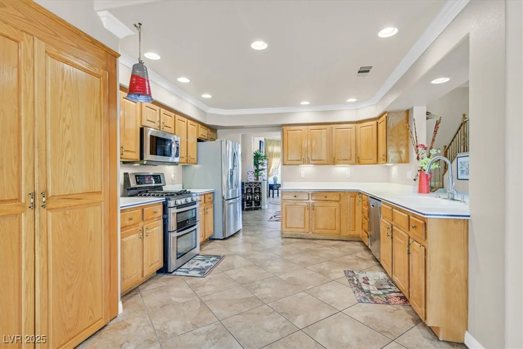 5100 Elm Grove, Las Vegas, NV 89130