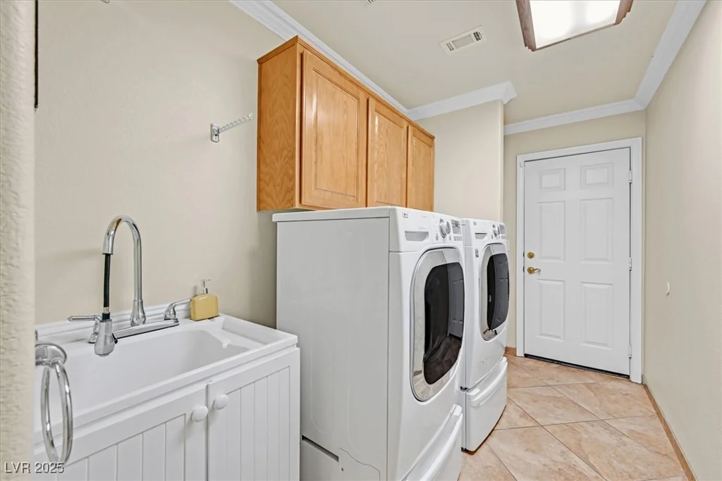 5100 Elm Grove, Las Vegas, NV 89130