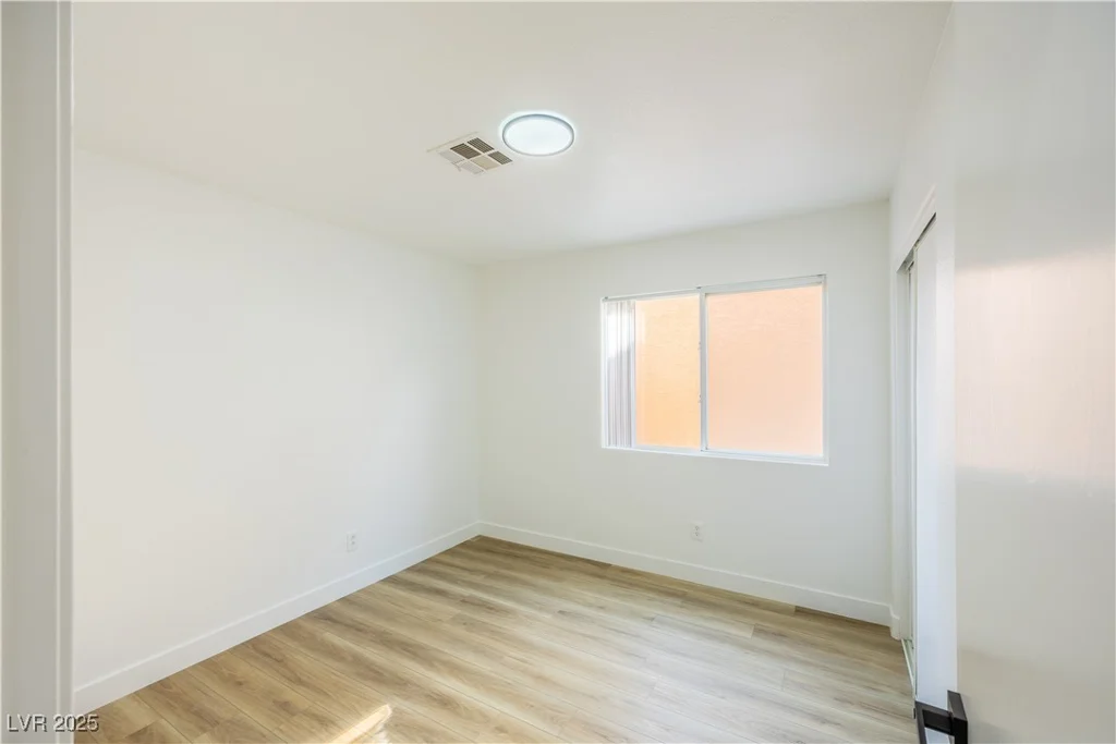 2403 Sexton, North Las Vegas, NV 89031