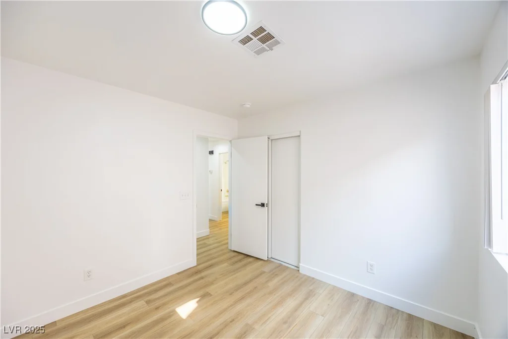 2403 Sexton, North Las Vegas, NV 89031