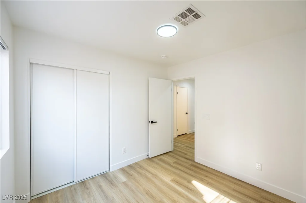 2403 Sexton, North Las Vegas, NV 89031