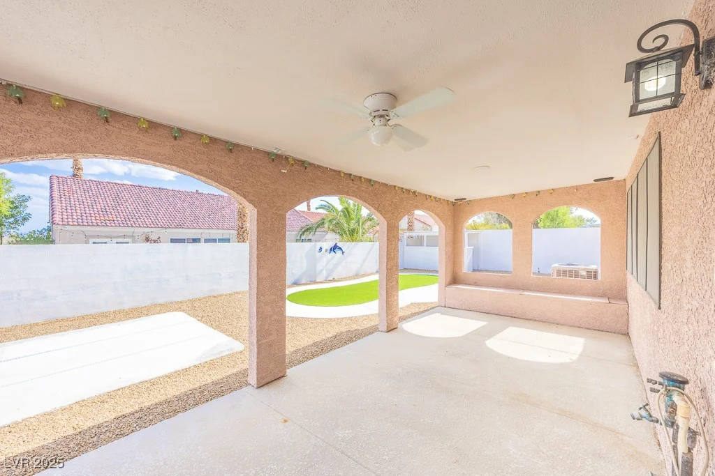 2403 Sexton, North Las Vegas, NV 89031