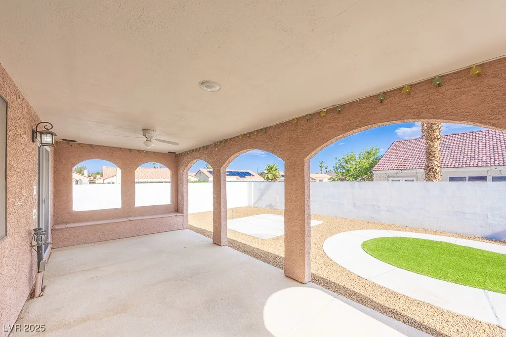 2403 Sexton, North Las Vegas, NV 89031