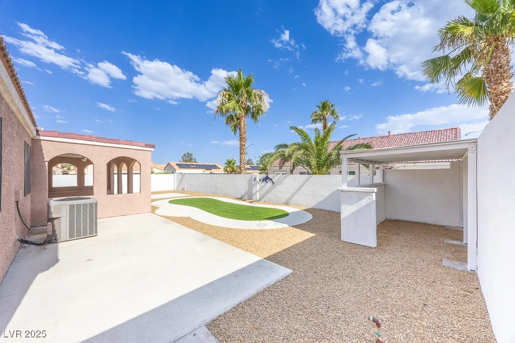 2403 Sexton, North Las Vegas, NV 89031