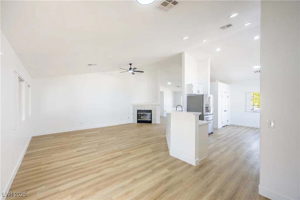 2403 Sexton, North Las Vegas, NV 89031
