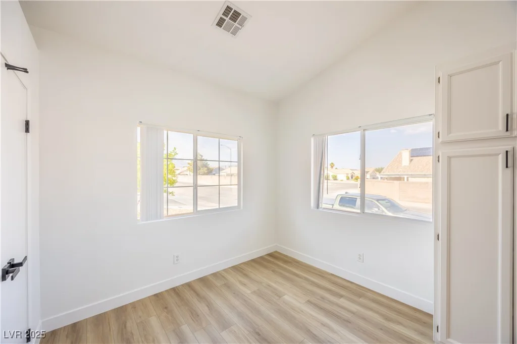 2403 Sexton, North Las Vegas, NV 89031