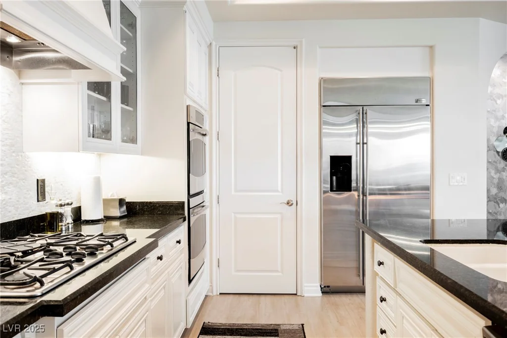 9213 Las Manaitas, Las Vegas, NV 89144
