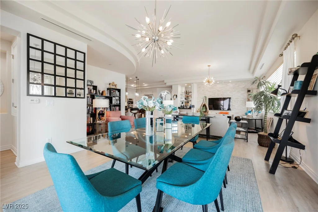 9213 Las Manaitas, Las Vegas, NV 89144