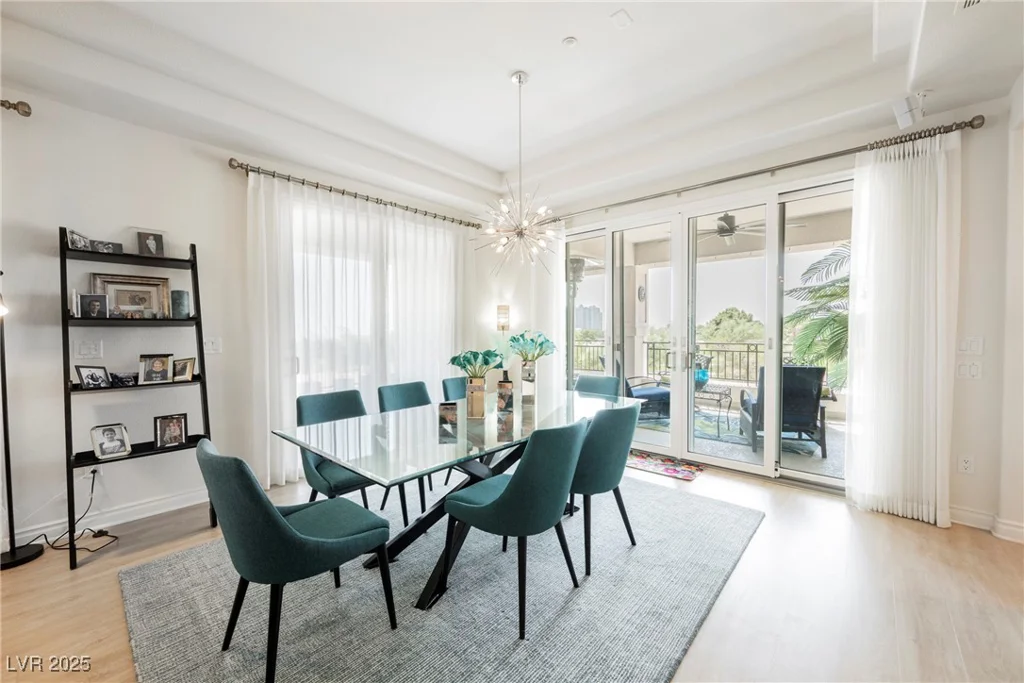 9213 Las Manaitas, Las Vegas, NV 89144