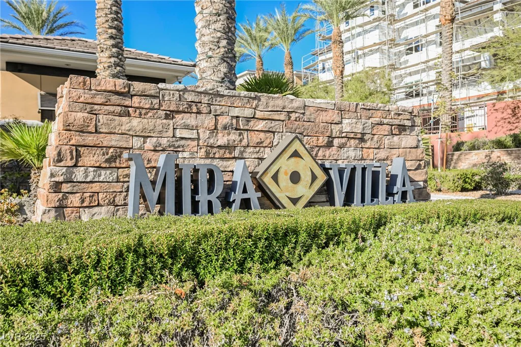 9213 Las Manaitas, Las Vegas, NV 89144