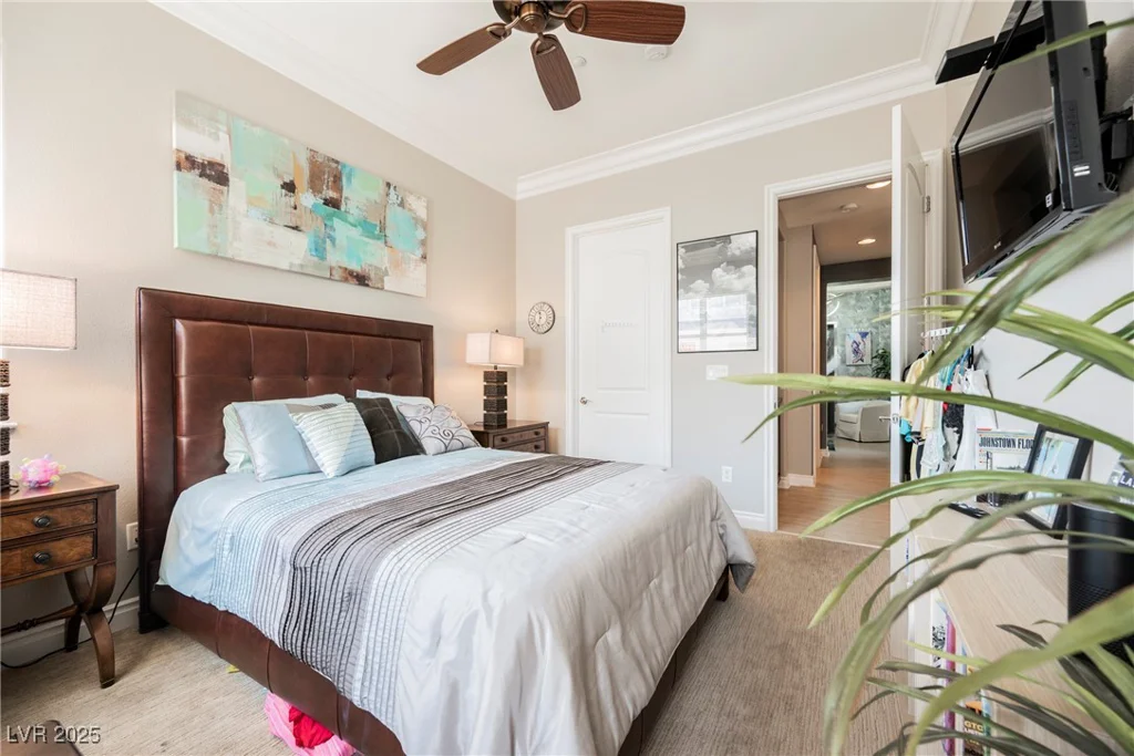 9213 Las Manaitas, Las Vegas, NV 89144
