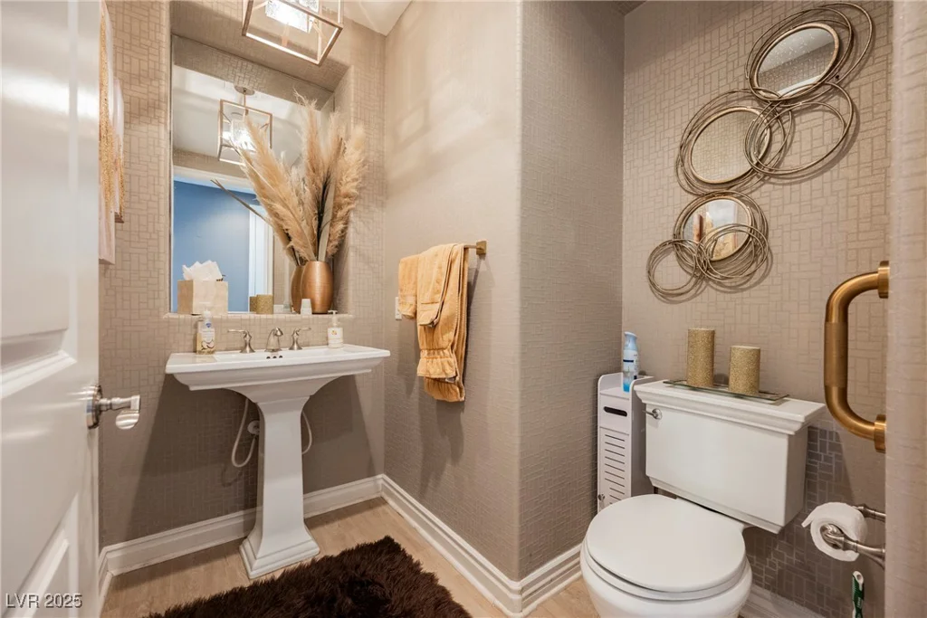 9213 Las Manaitas, Las Vegas, NV 89144