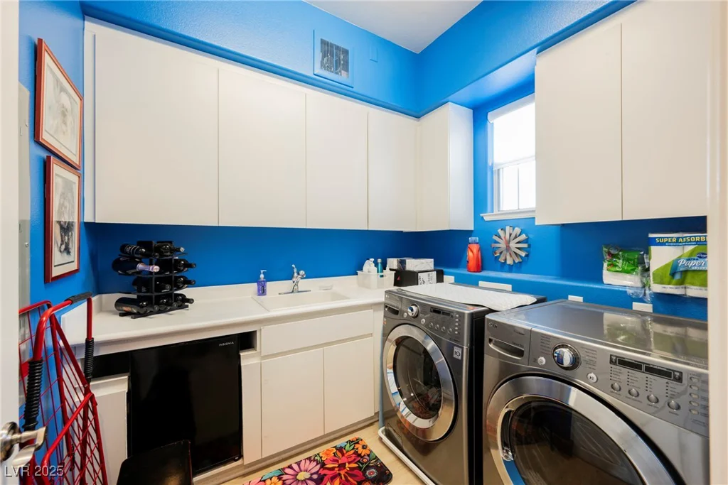 9213 Las Manaitas, Las Vegas, NV 89144