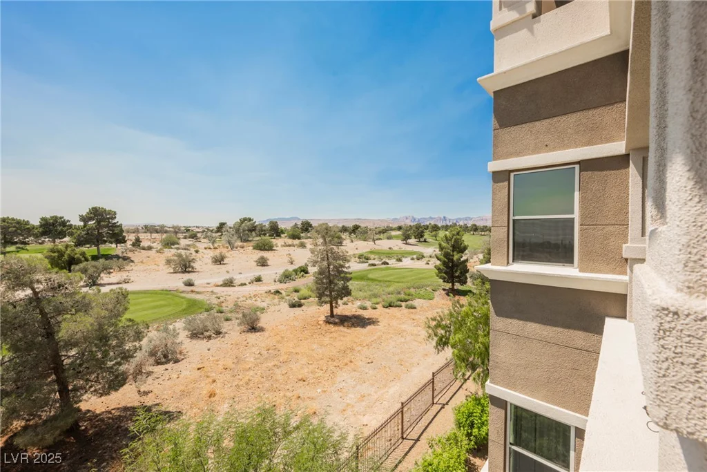9213 Las Manaitas, Las Vegas, NV 89144
