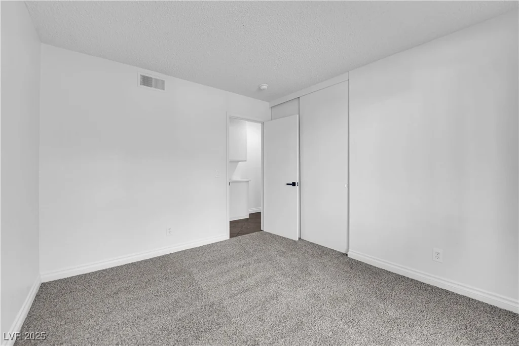 6791 Greengrove, Las Vegas, NV 89103