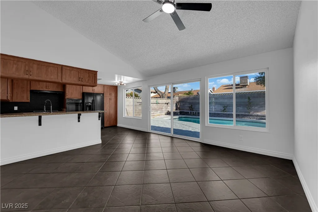 6791 Greengrove, Las Vegas, NV 89103