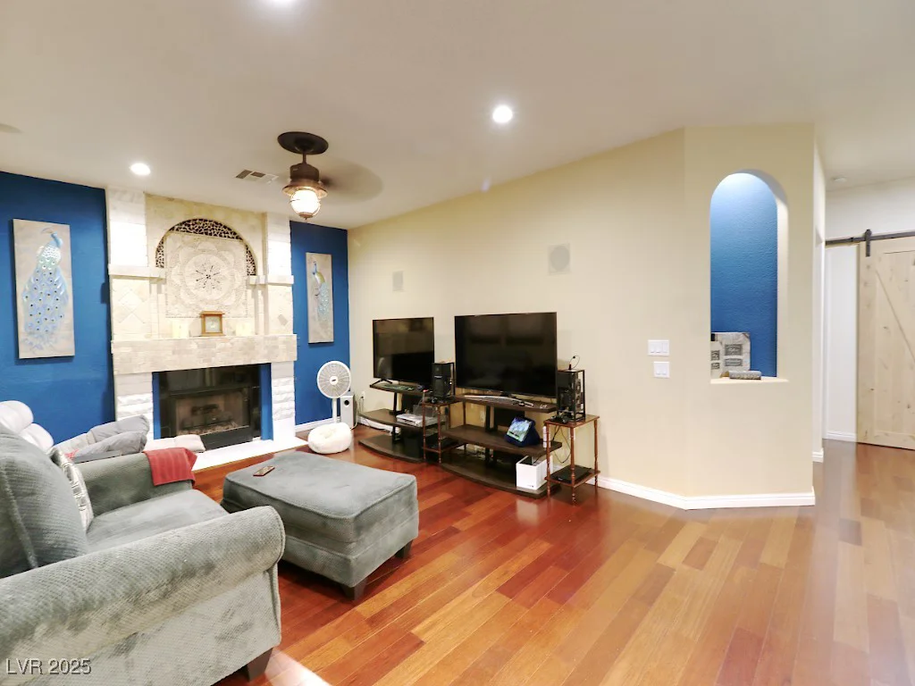 1520 Camarillo, North Las Vegas, NV 89031