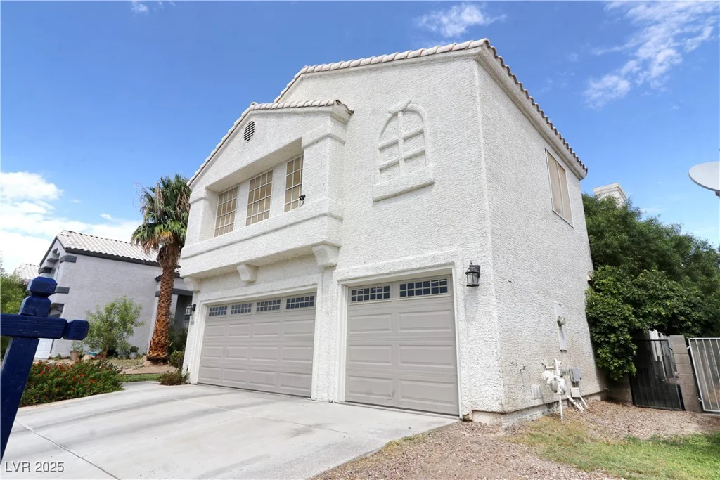 1520 Camarillo, North Las Vegas, NV 89031