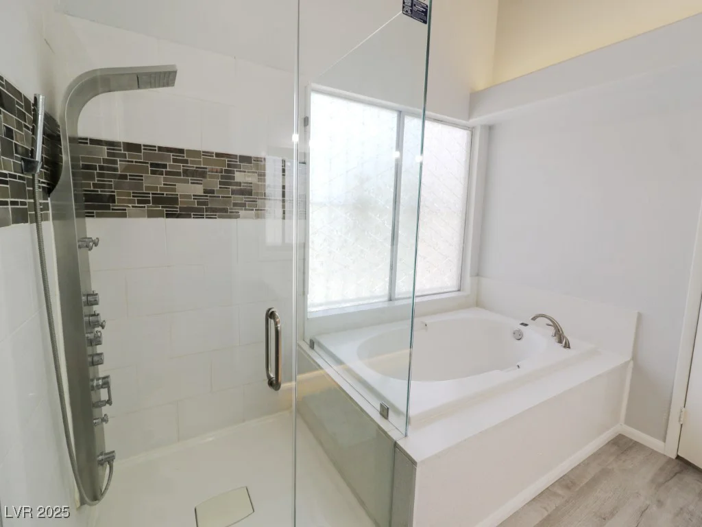 1520 Camarillo, North Las Vegas, NV 89031