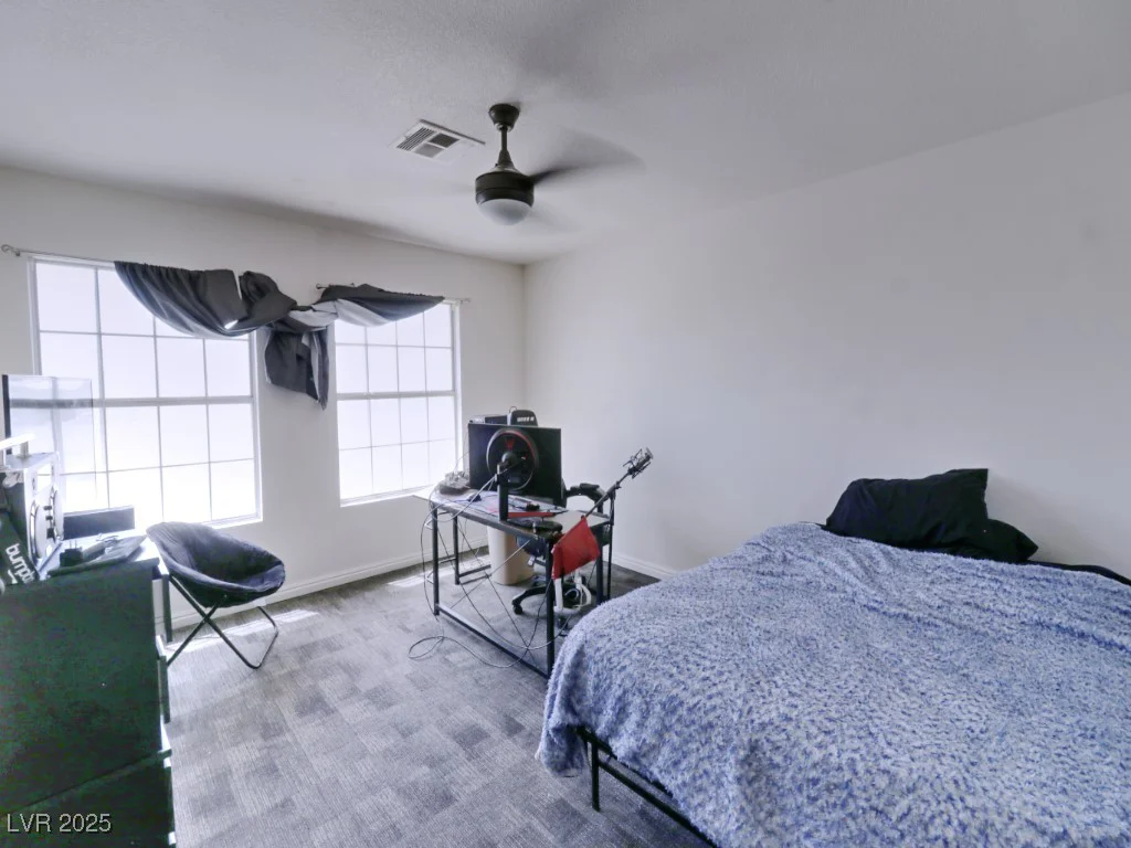 1520 Camarillo, North Las Vegas, NV 89031