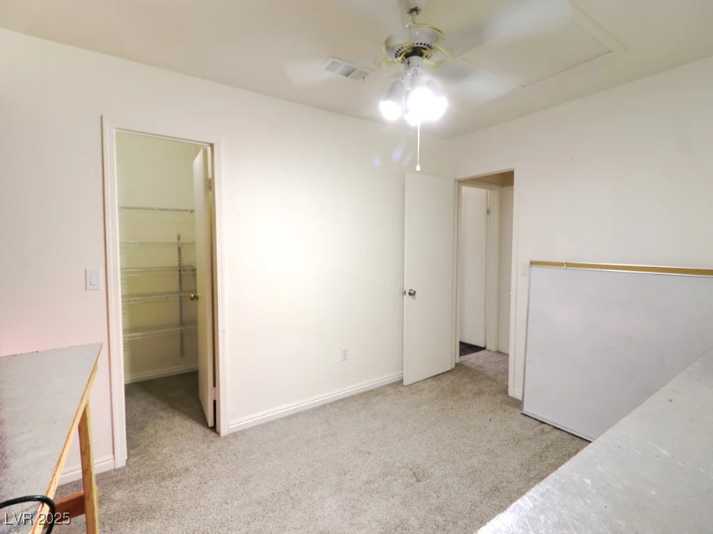 1520 Camarillo, North Las Vegas, NV 89031