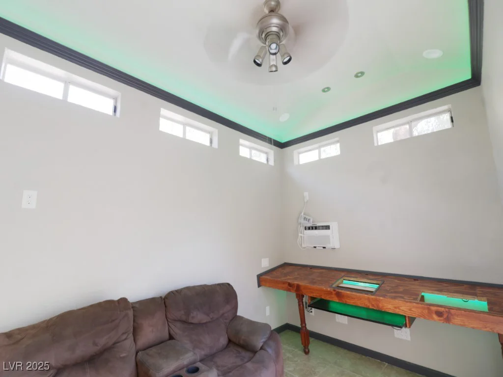 1520 Camarillo, North Las Vegas, NV 89031