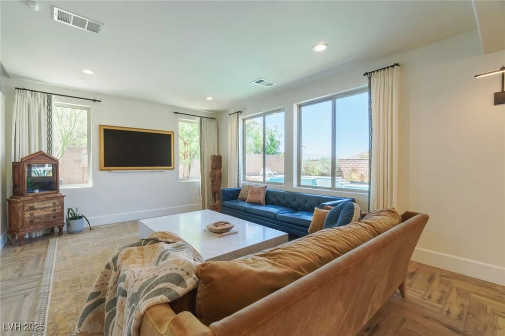 7476 Mezzanine View, Las Vegas, NV 89178
