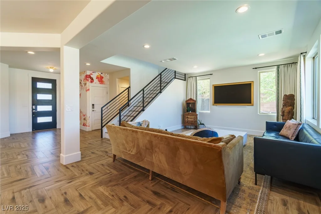 7476 Mezzanine View, Las Vegas, NV 89178