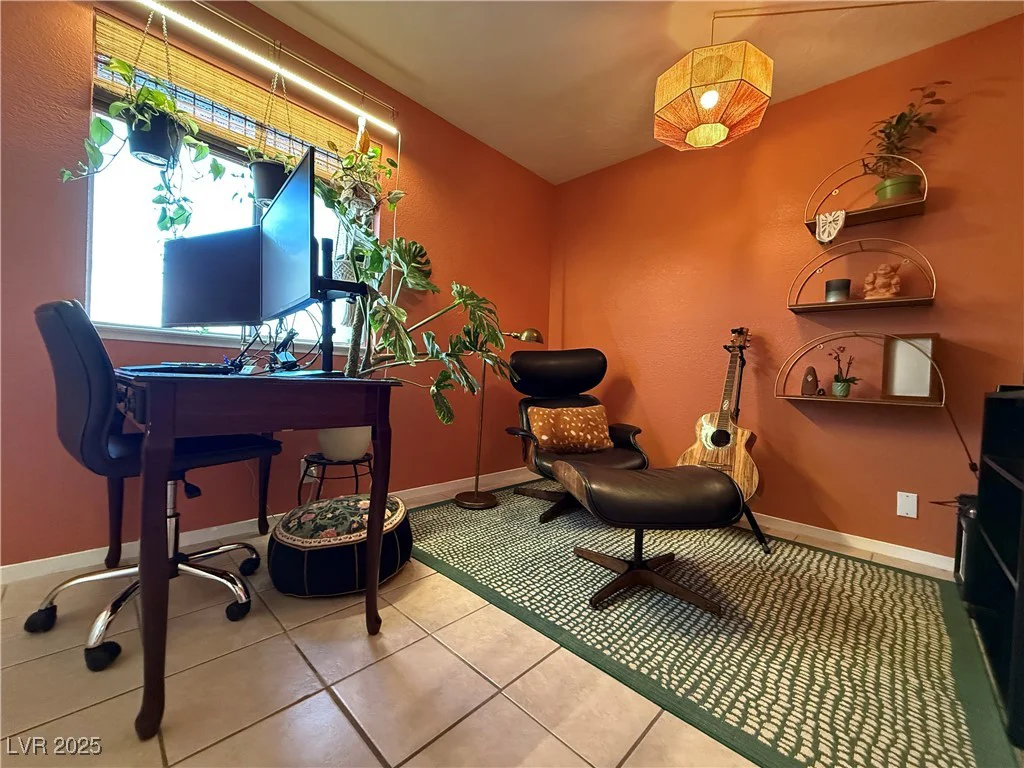 3245 Arville, Las Vegas, NV 89102