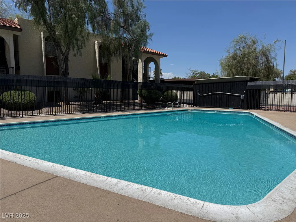 3245 Arville, Las Vegas, NV 89102
