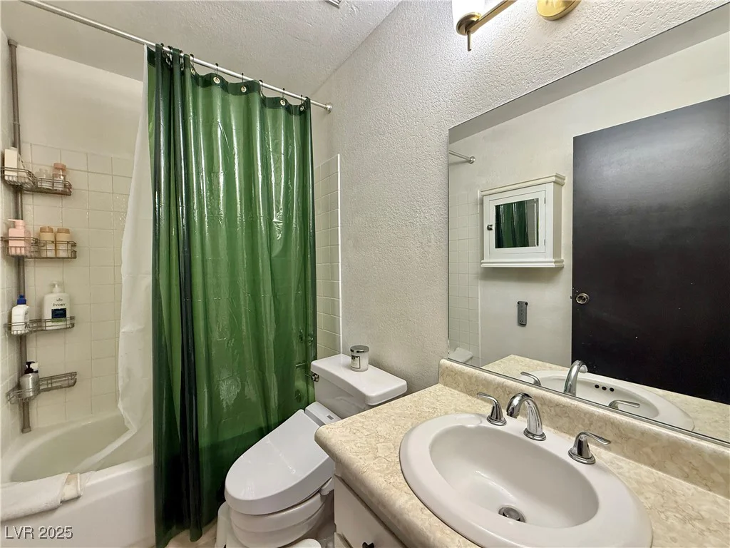 3245 Arville, Las Vegas, NV 89102