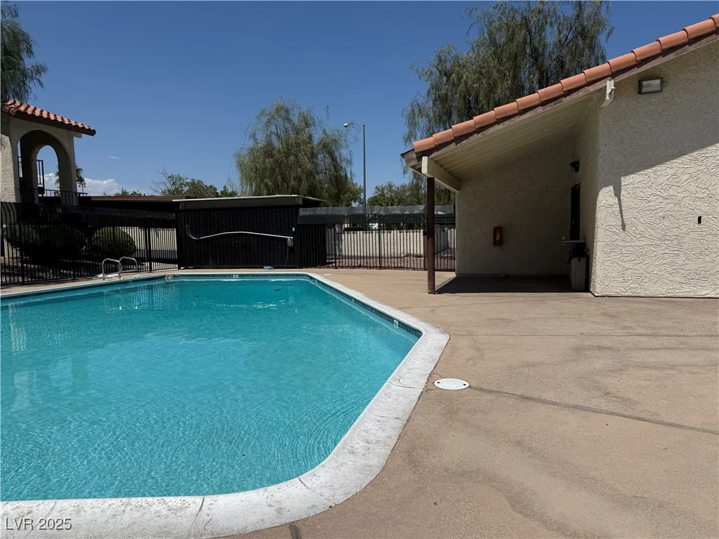 3245 Arville, Las Vegas, NV 89102