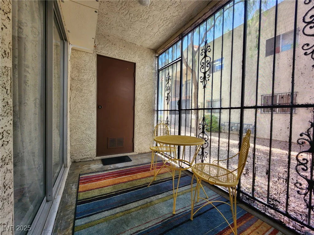 3245 Arville, Las Vegas, NV 89102