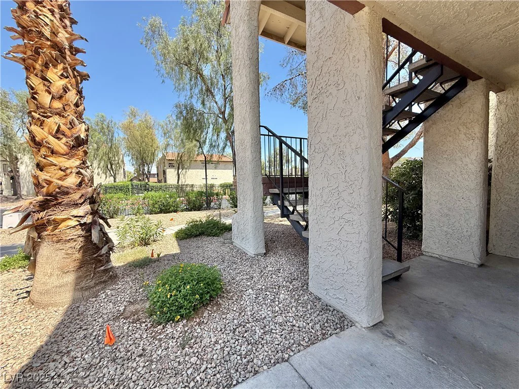 3245 Arville, Las Vegas, NV 89102