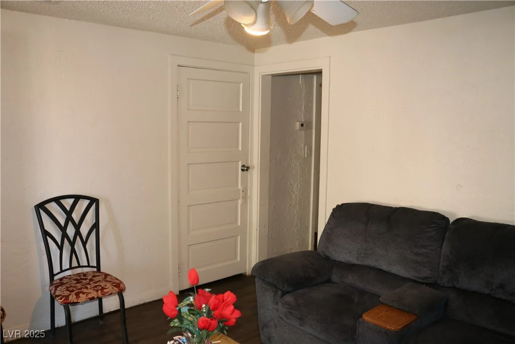 50 27th, Las Vegas, NV 89101