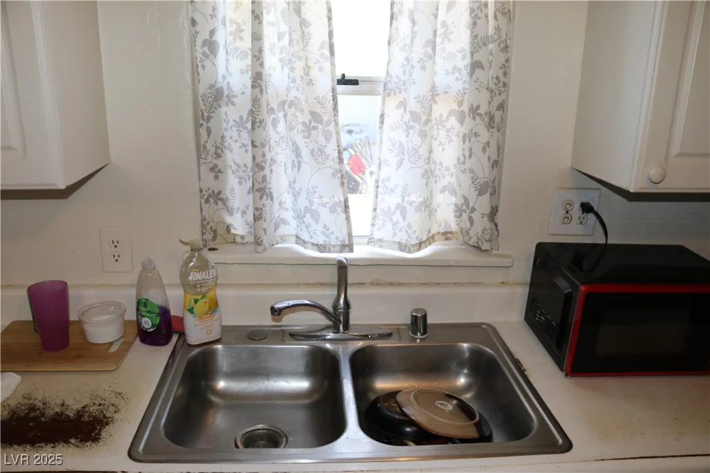 50 27th, Las Vegas, NV 89101