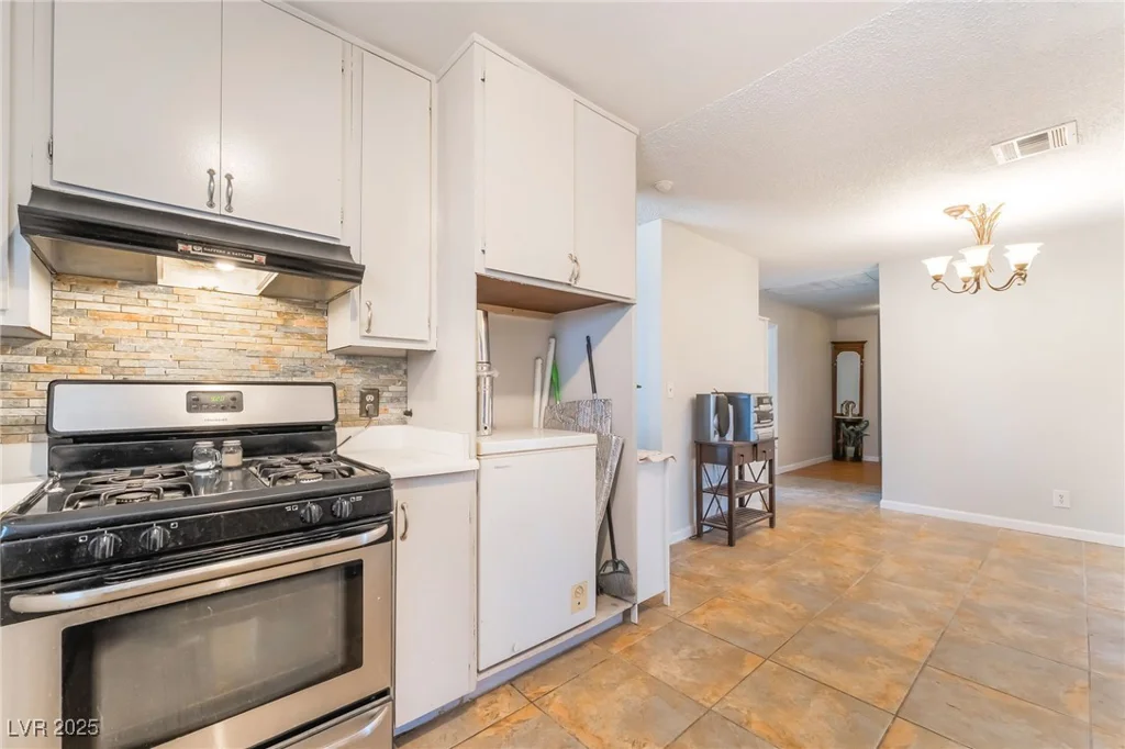 204 Cimarron, Henderson, NV 89002